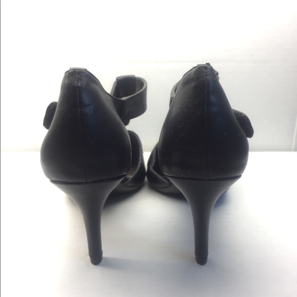 Calvin Klein Shoes - Picture 4 of 5